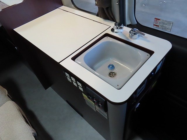 キャンピングカーバンコン