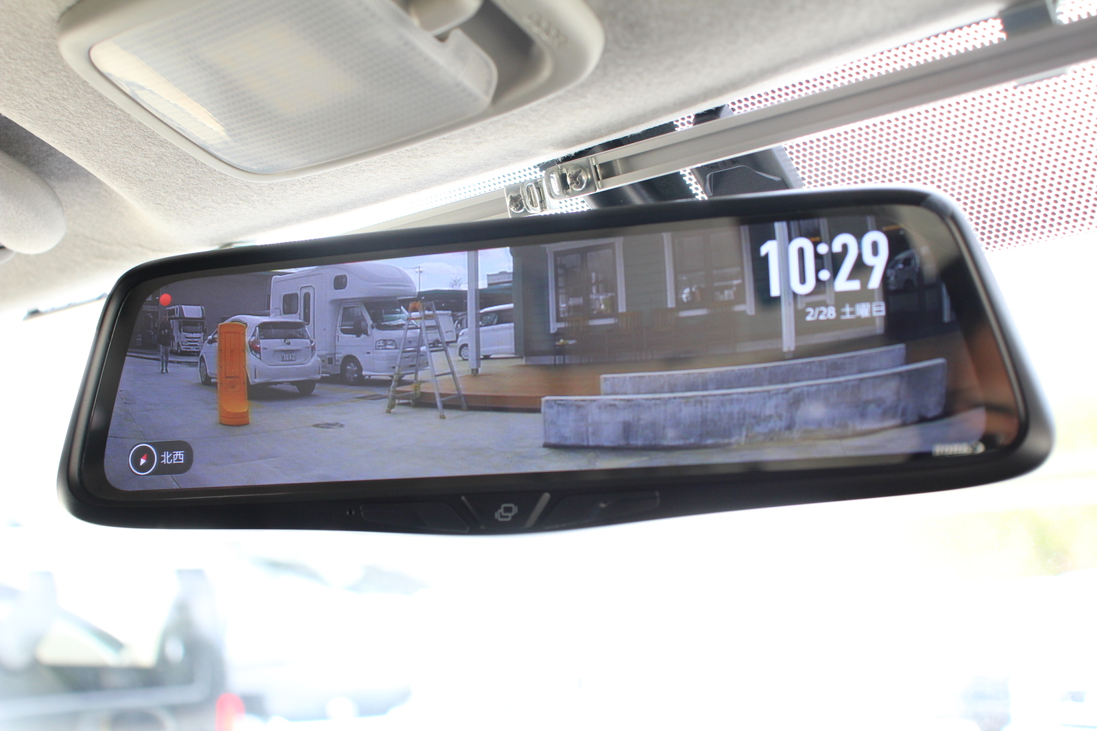 キャンピングカーバンコン