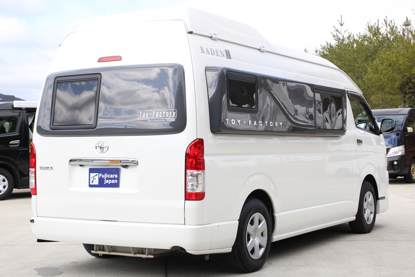 キャンピングカーバンコン