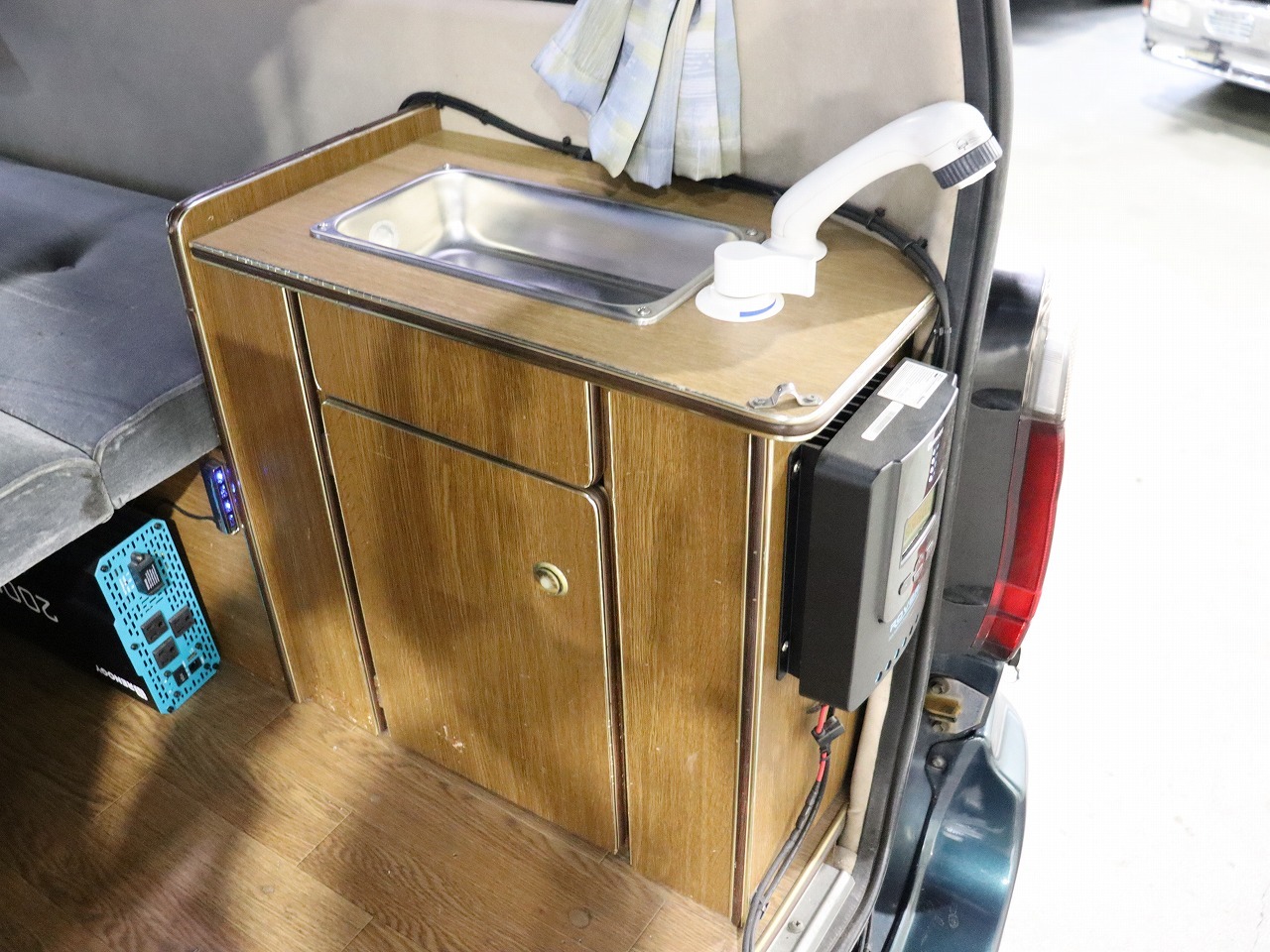 キャンピングカーバンコン