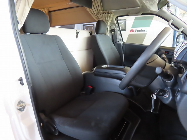 キャンピングカーバンコン