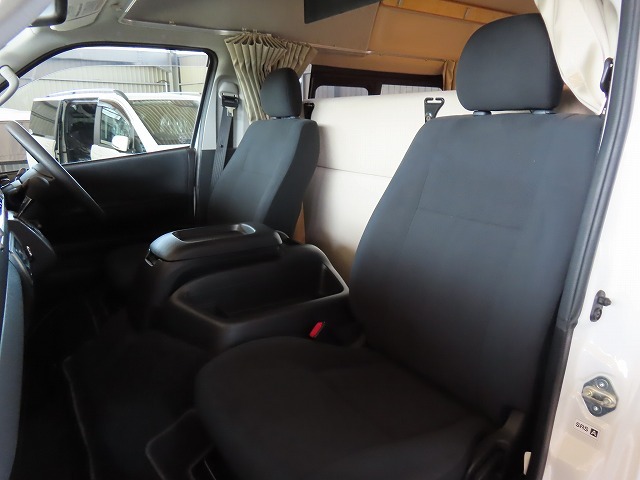 キャンピングカーバンコン