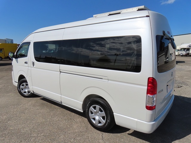 キャンピングカーバンコン