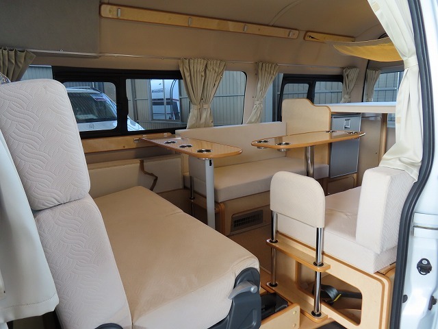 キャンピングカーバンコン