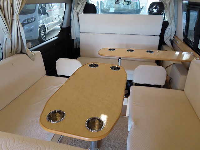 キャンピングカーバンコン