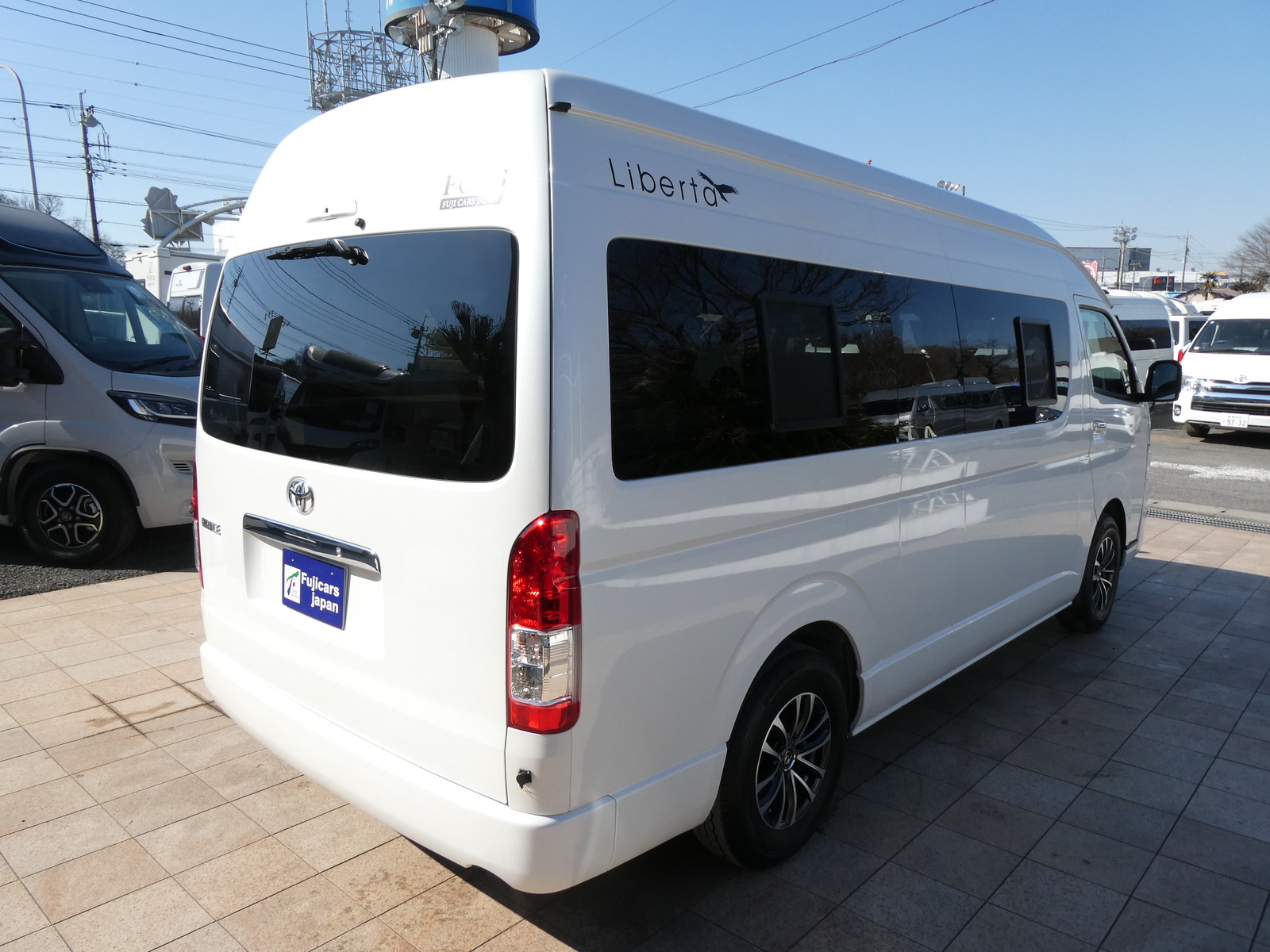 キャンピングカーバンコン