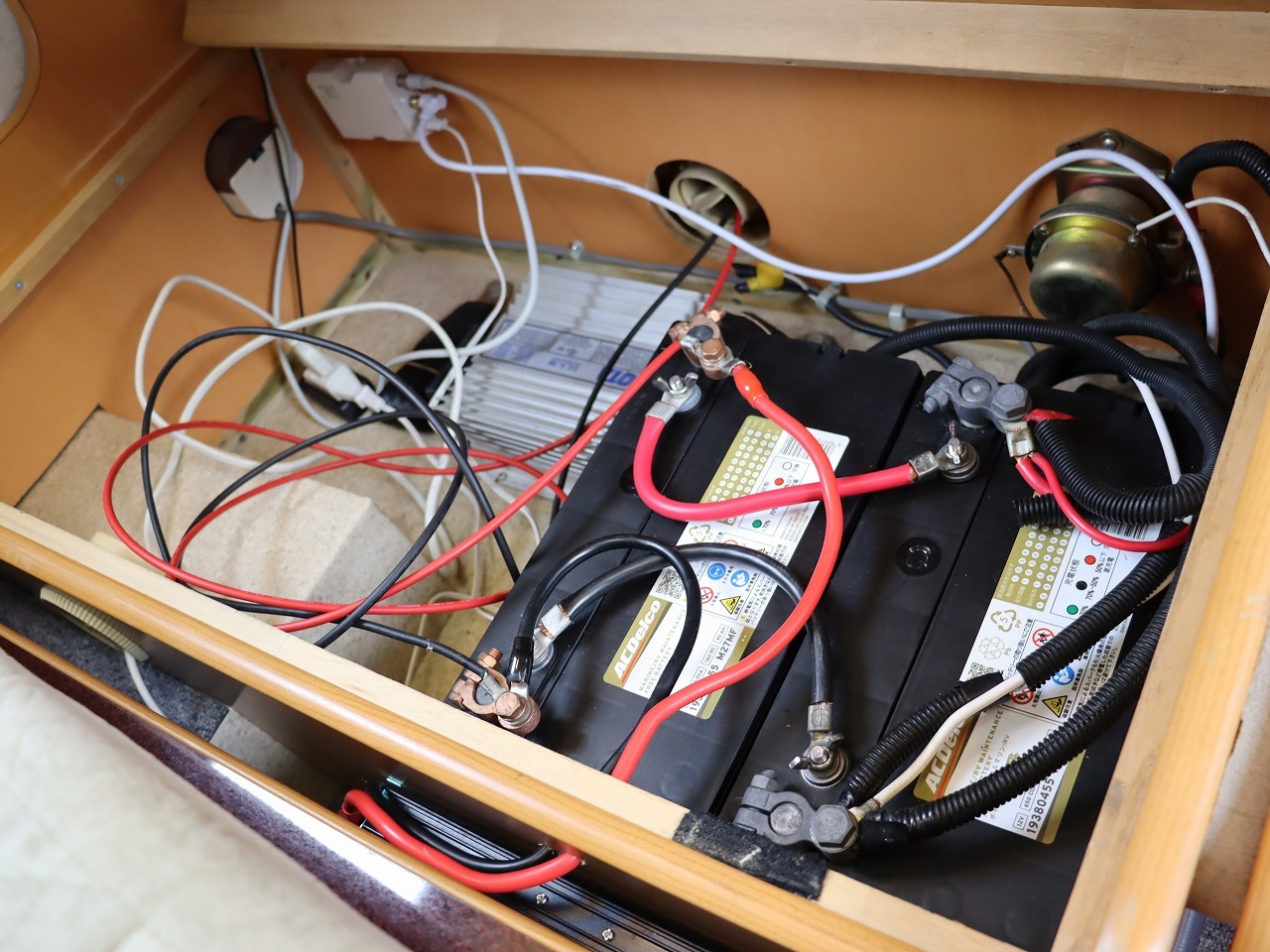 キャンピングカーキャブコン