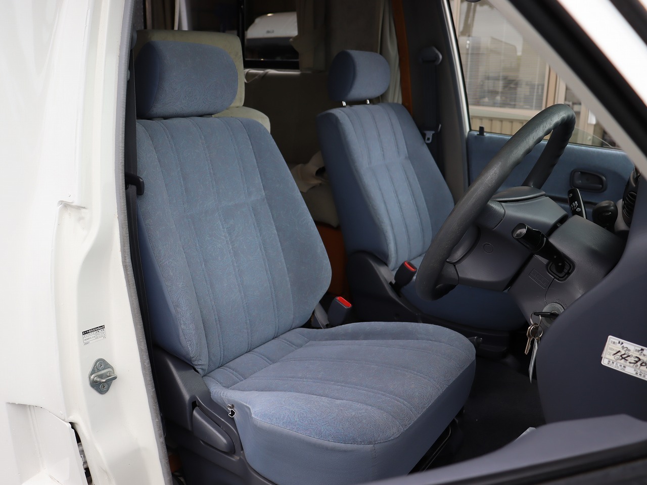 キャンピングカーキャブコン