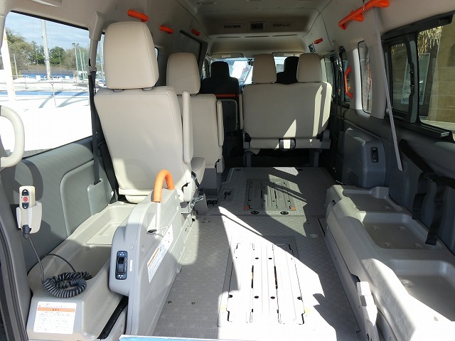 日産NV350キャラバン