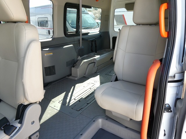 日産NV350キャラバン