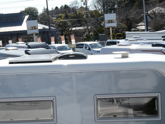 キャンピングカーキャブコン