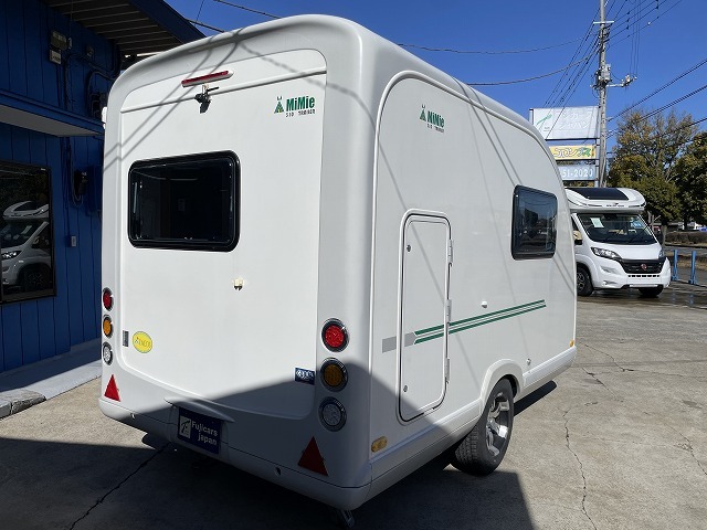 キャンピングカートレーラー