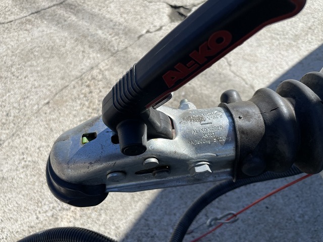 キャンピングカートレーラー