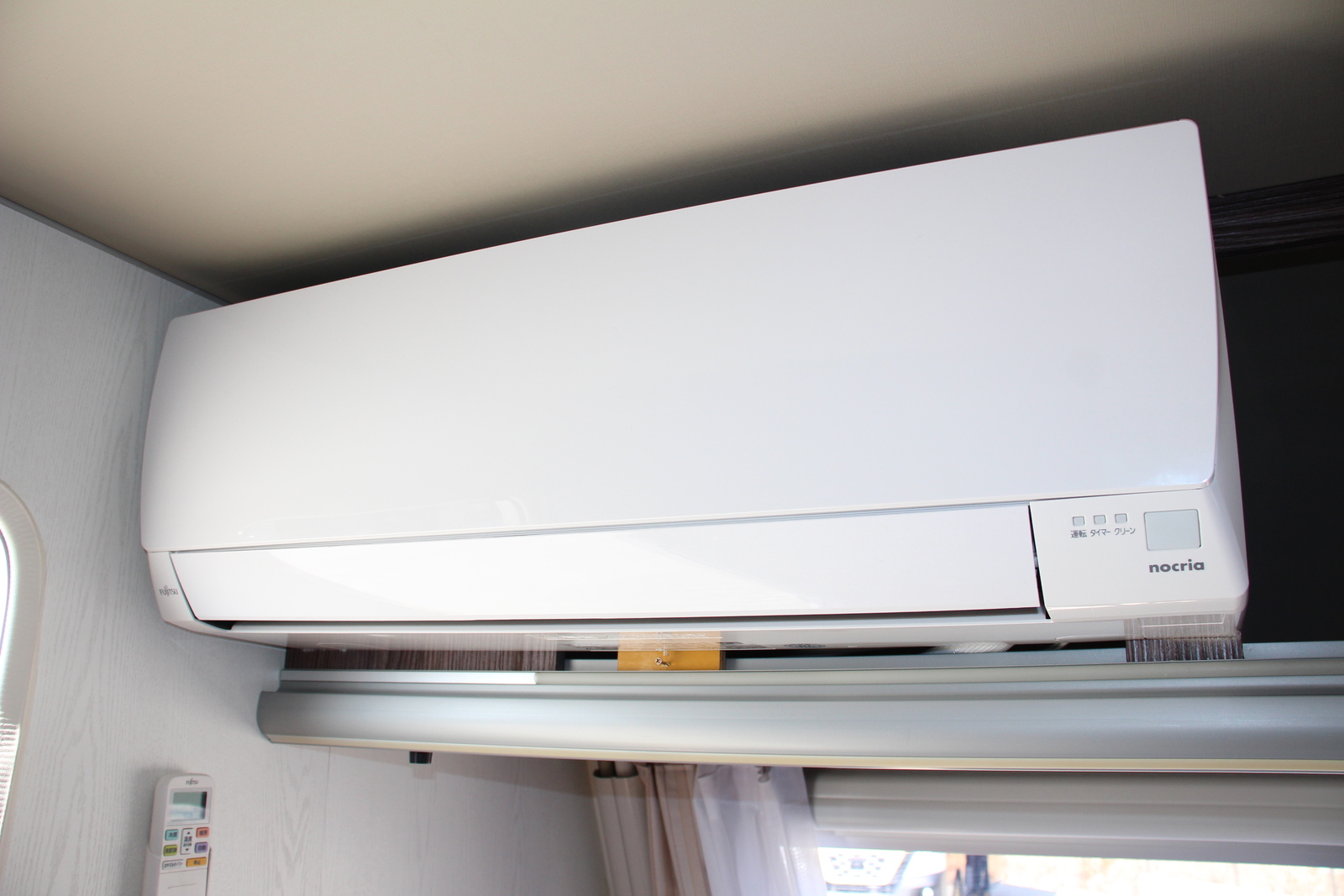 キャンピングカートレーラー