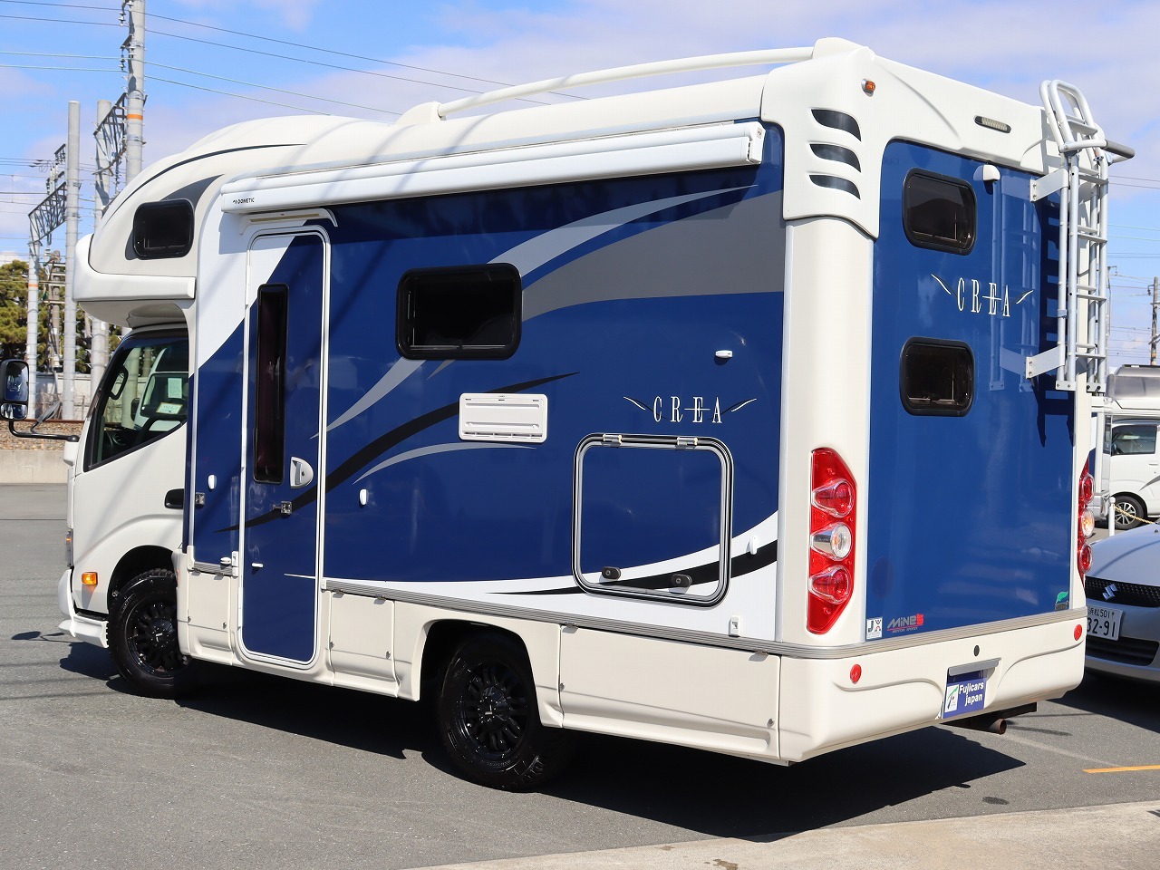 キャンピングカーキャブコン