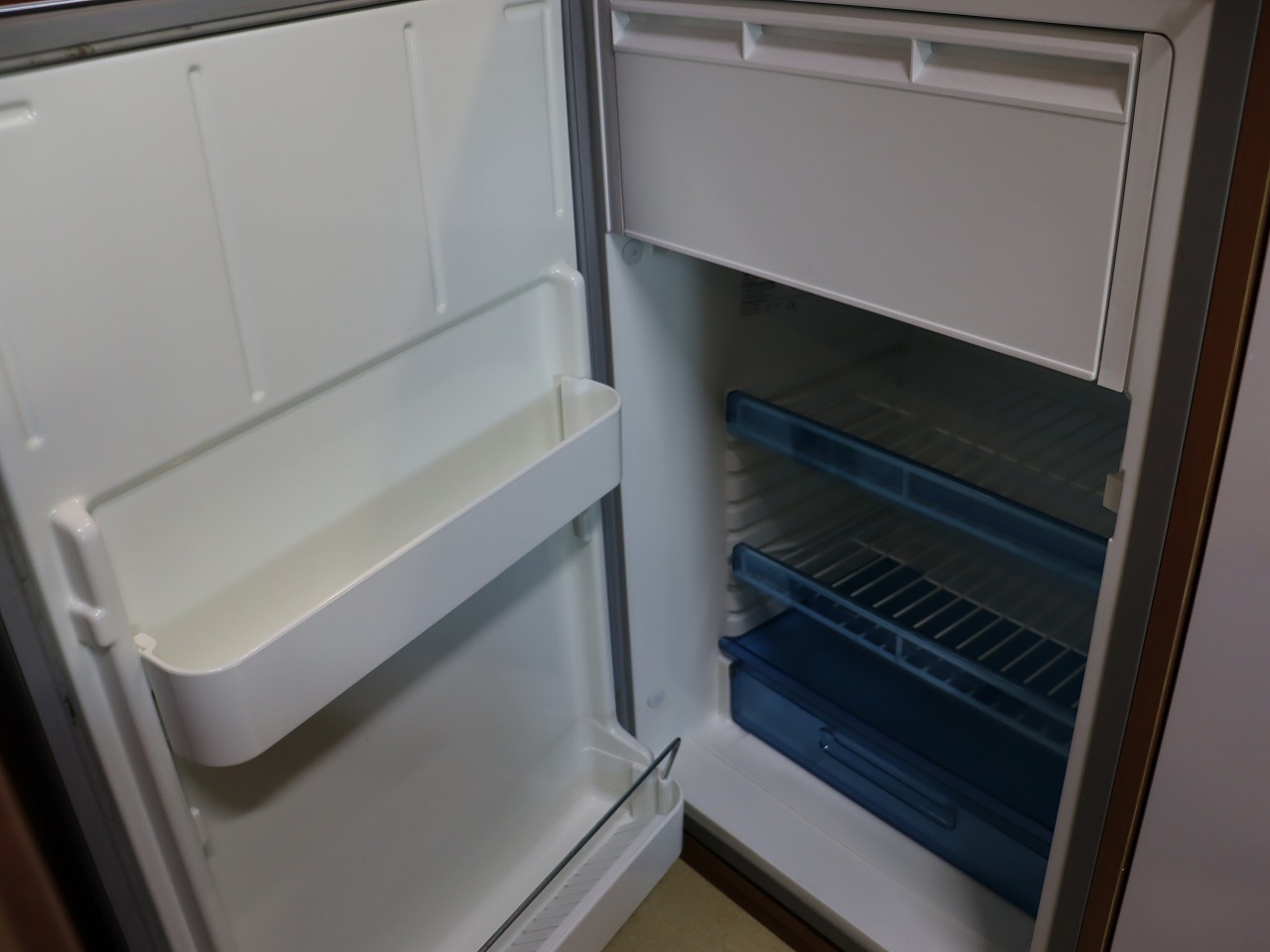 キャンピングカーキャブコン