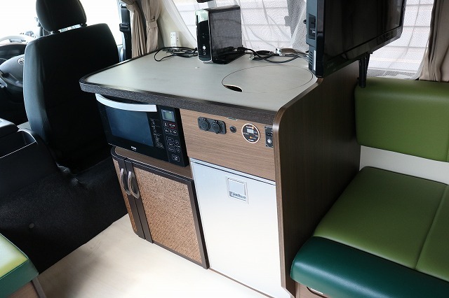 キャンピングカーバンコン