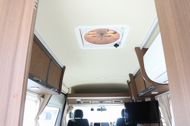 キャンピングカーバンコン