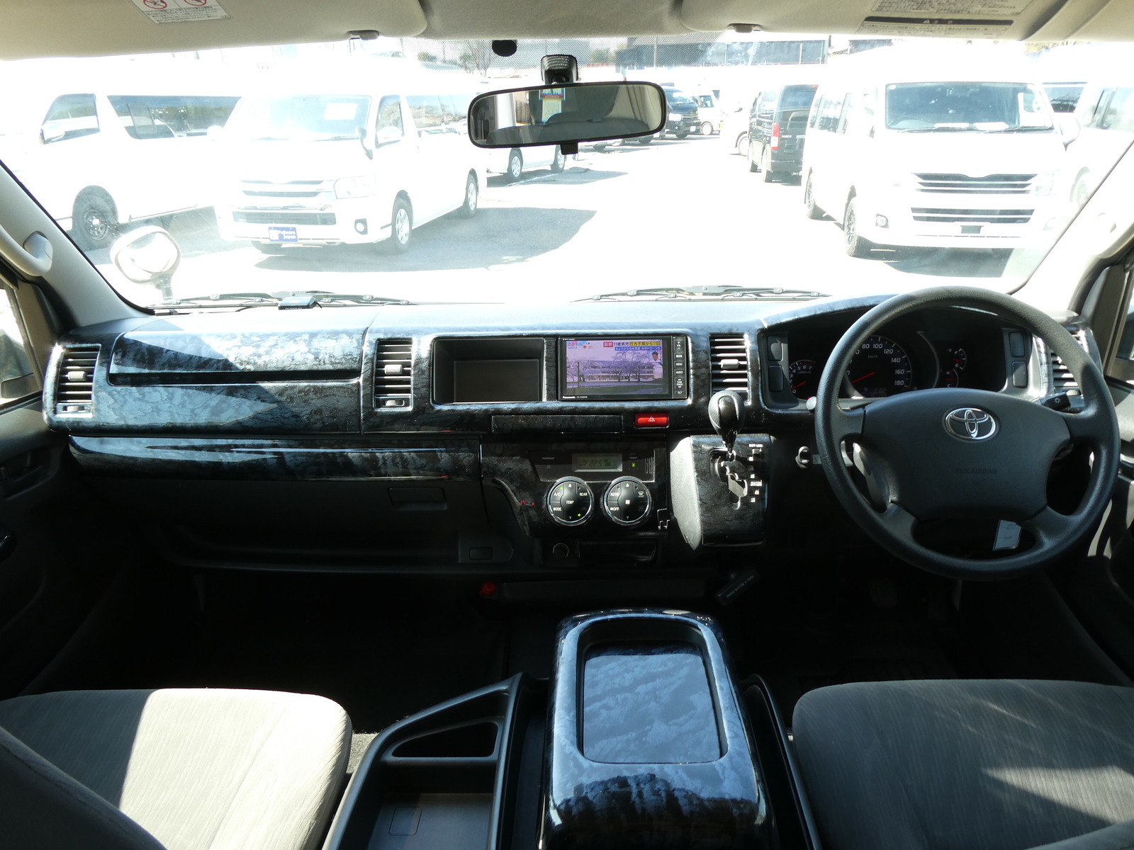 キャンピングカーバンコン