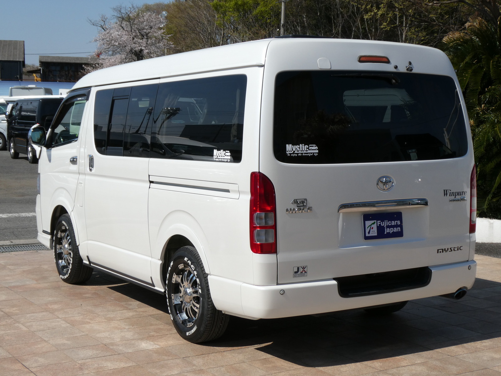 キャンピングカーバンコン