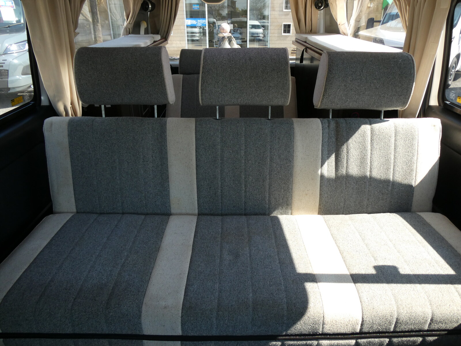 キャンピングカーバンコン