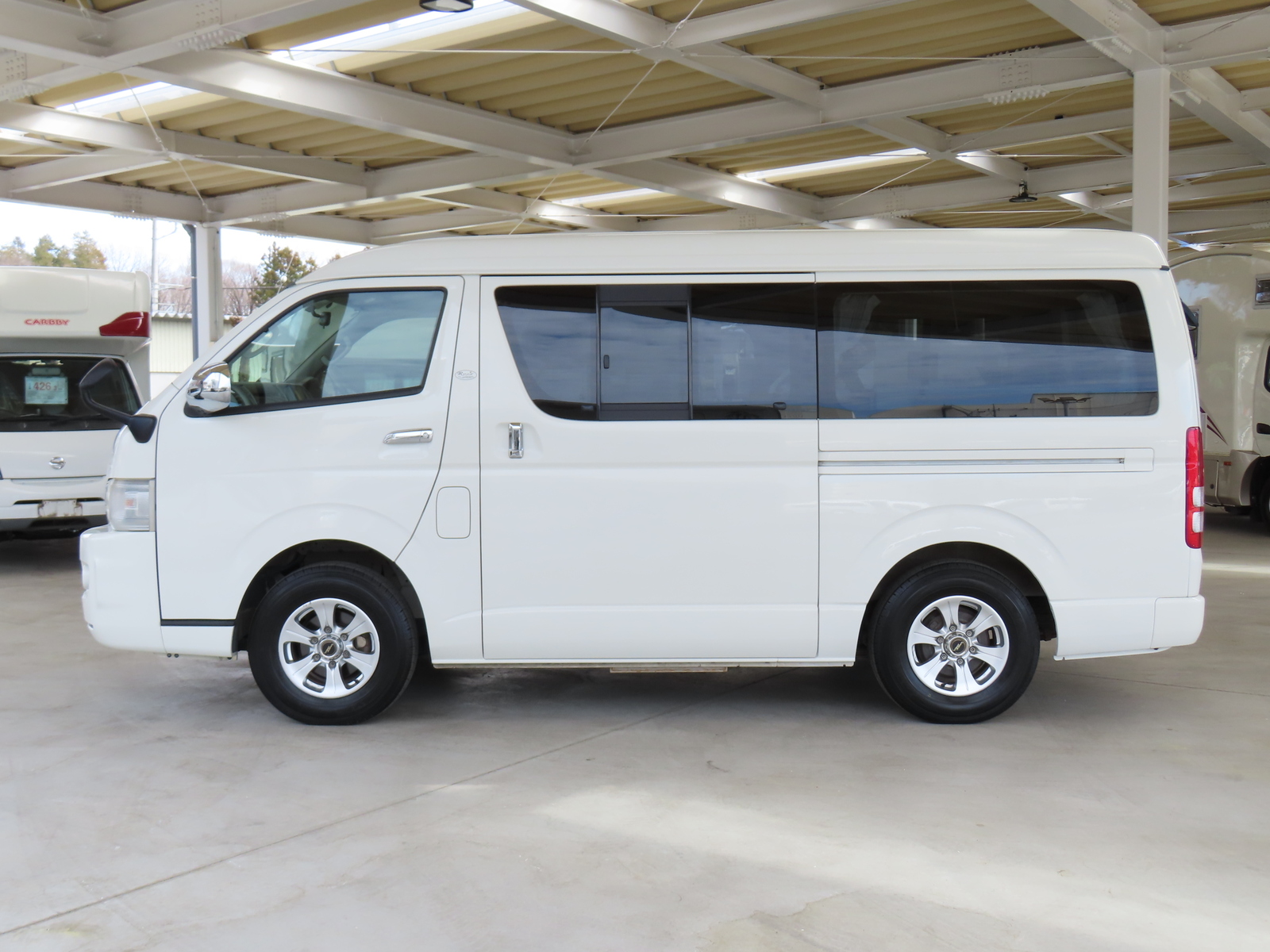 キャンピングカーバンコン