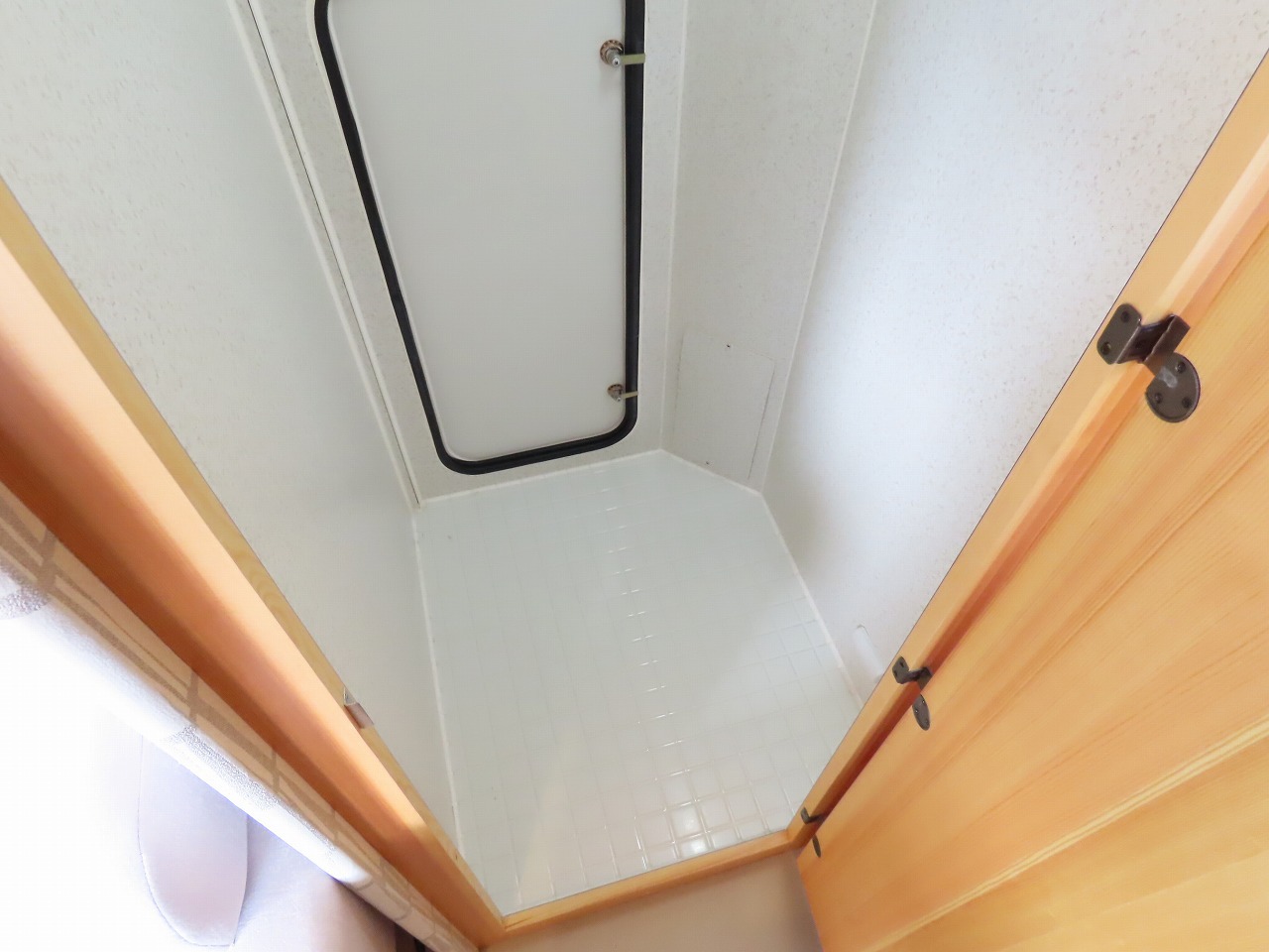 キャンピングカーキャブコン