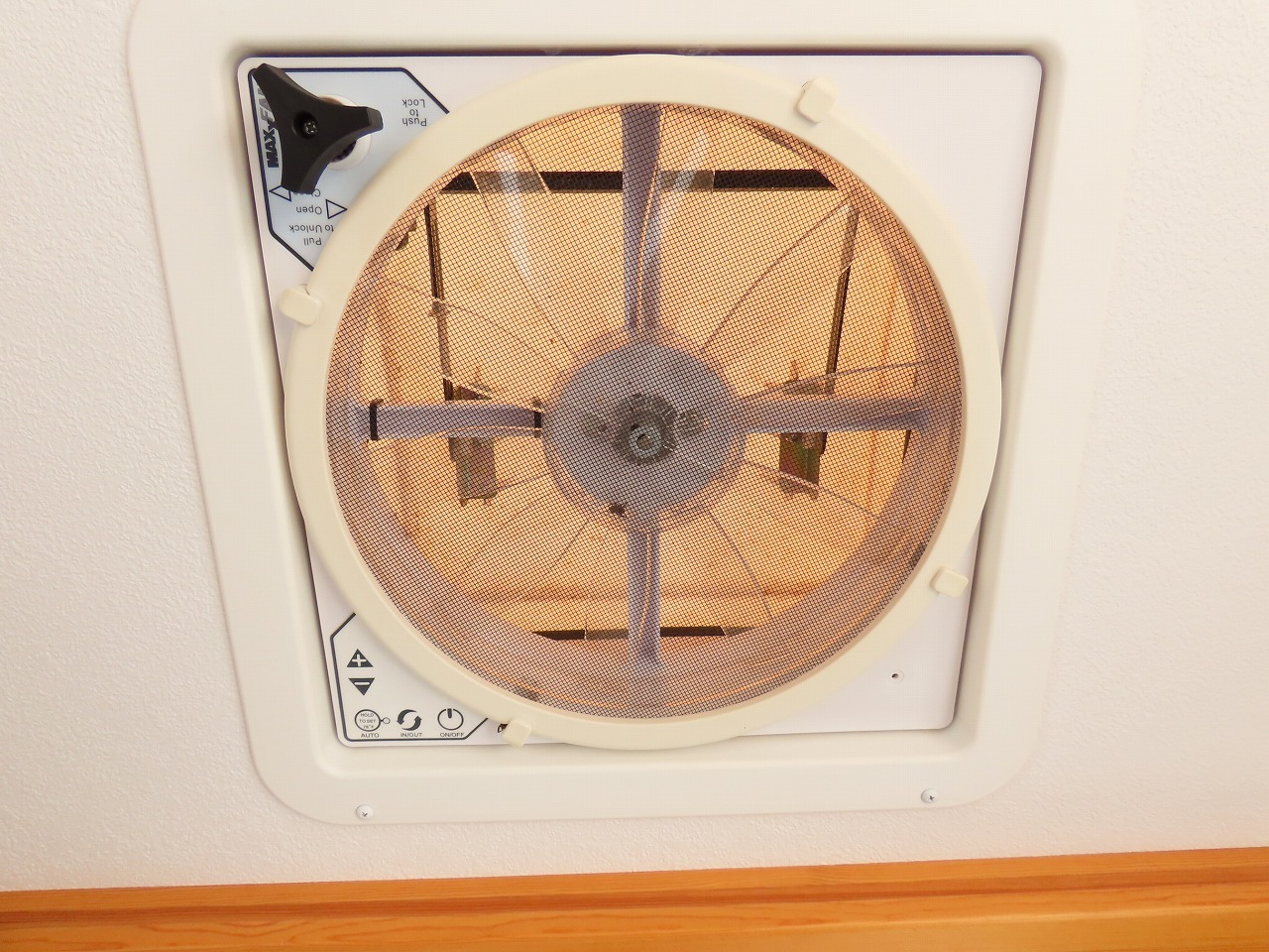 キャンピングカーキャブコン