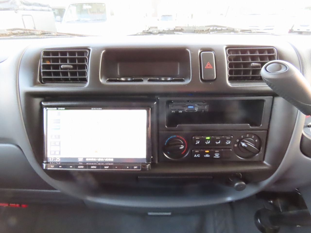 キャンピングカーキャブコン