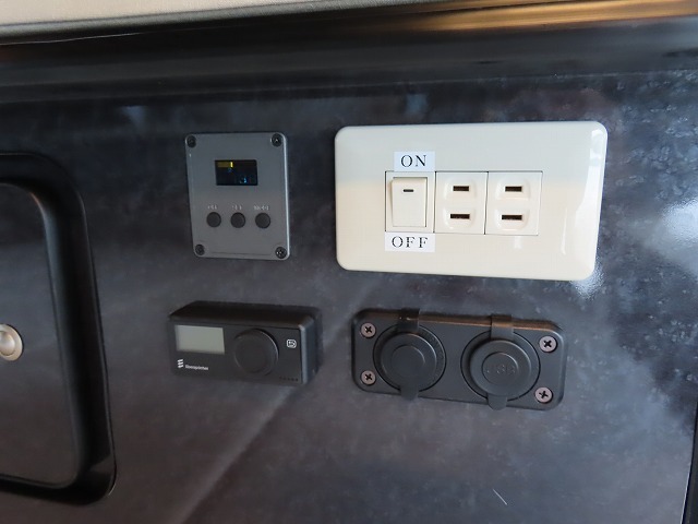 キャンピングカーバンコン