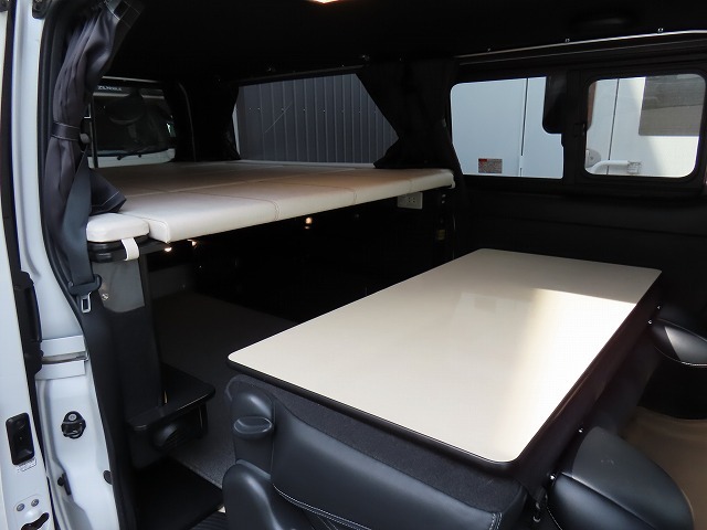 キャンピングカーバンコン