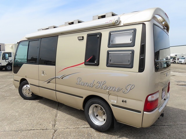 キャンピングカーバスコン