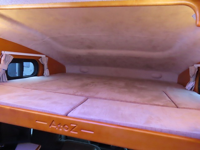 キャンピングカーキャブコン