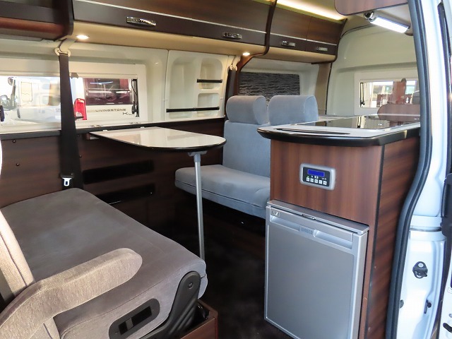 キャンピングカーバンコン