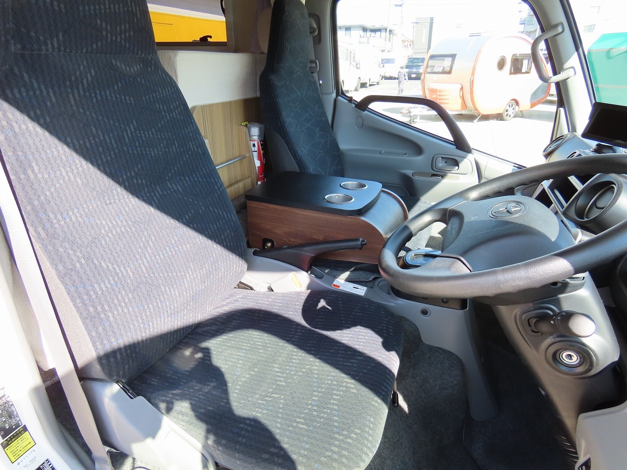 キャンピングカーキャブコン