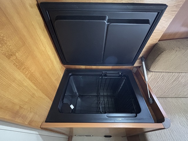 キャンピングカーキャブコン