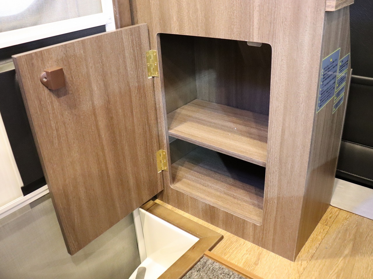 キャンピングカーキャブコン