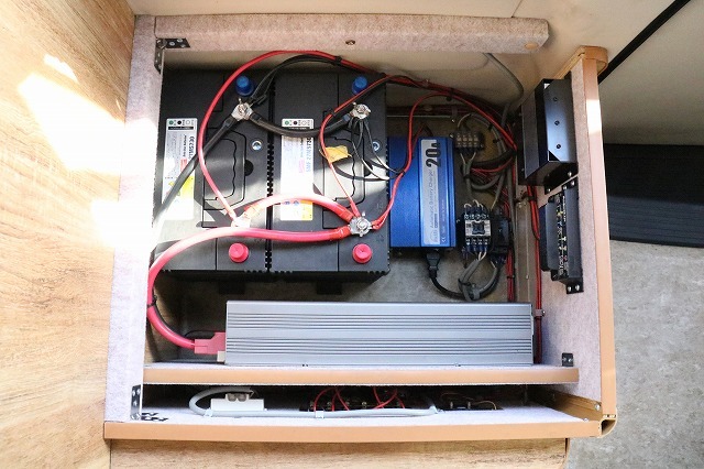 キャンピングカーバンコン