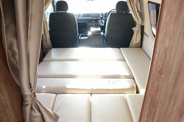 キャンピングカーバンコン