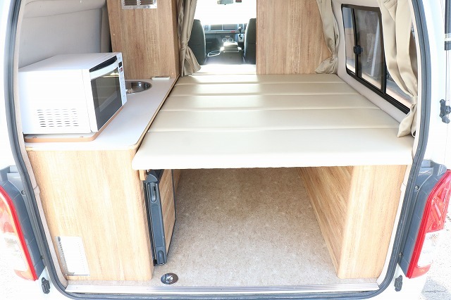 キャンピングカーバンコン