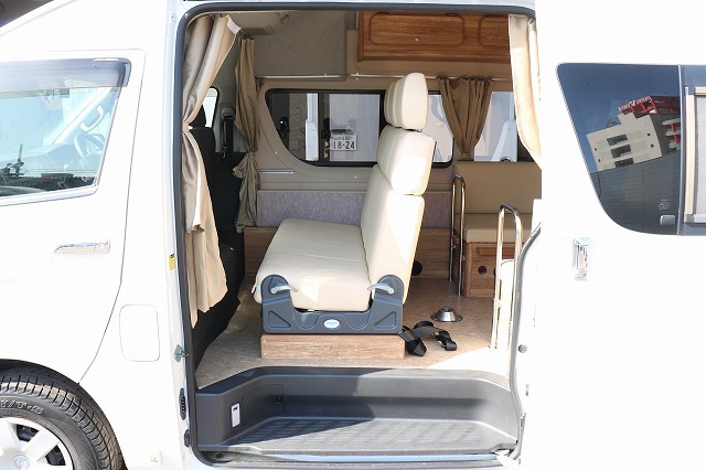 キャンピングカーバンコン