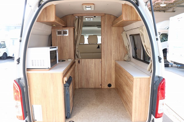 キャンピングカーバンコン