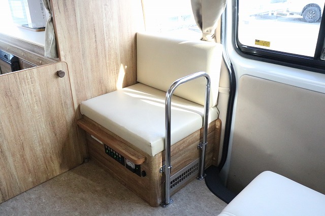 キャンピングカーバンコン