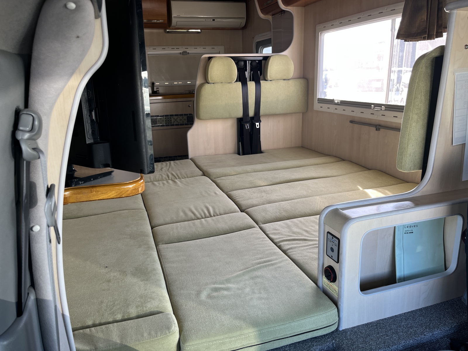 キャンピングカーキャブコン