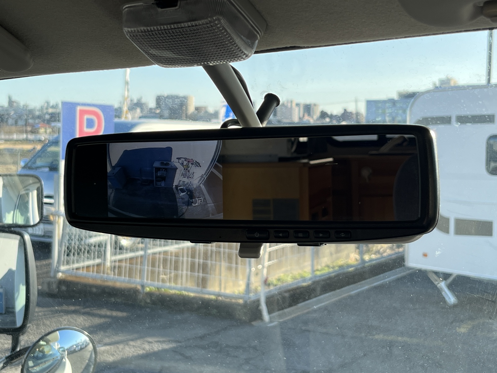 キャンピングカーキャブコン