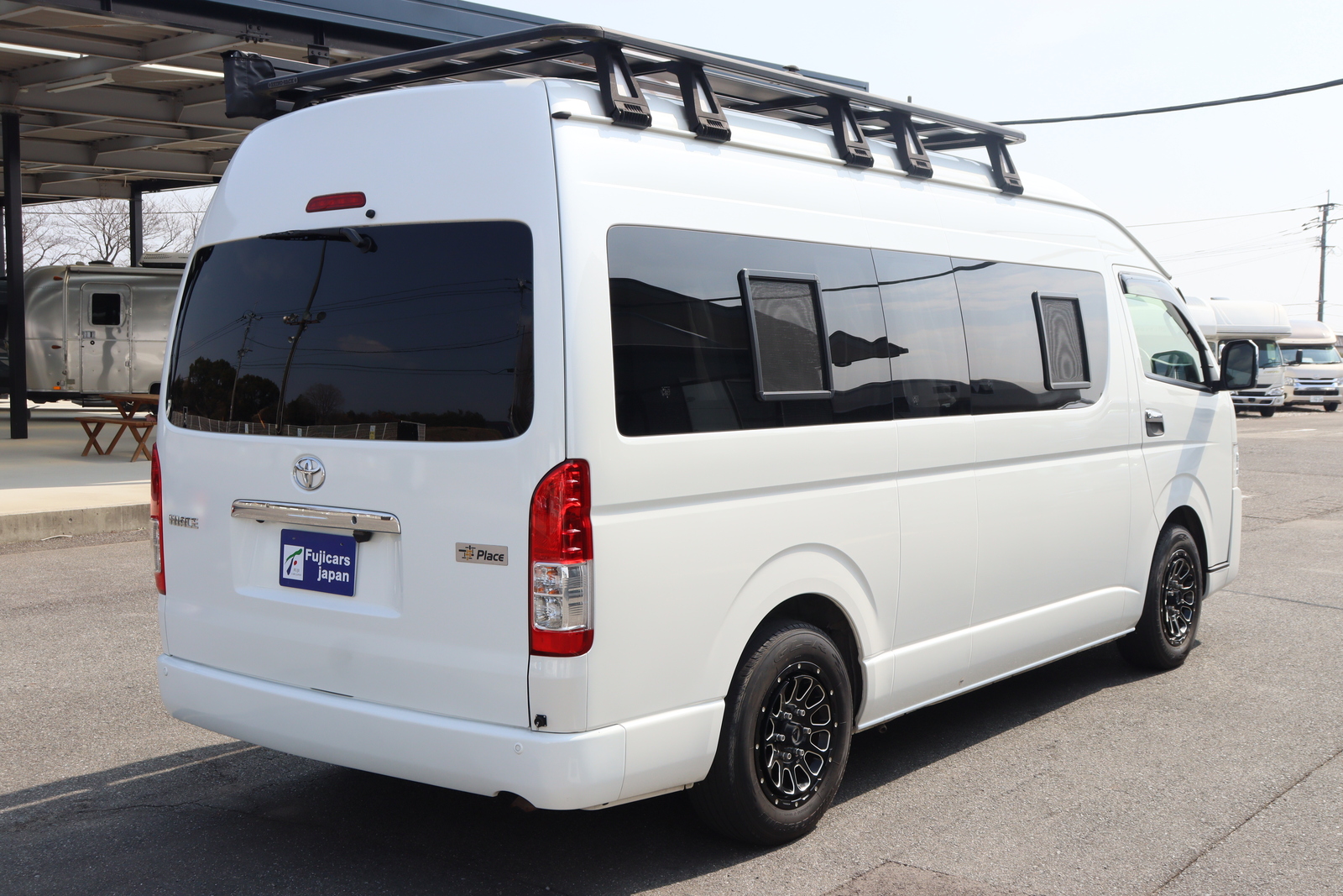 キャンピングカーバンコン