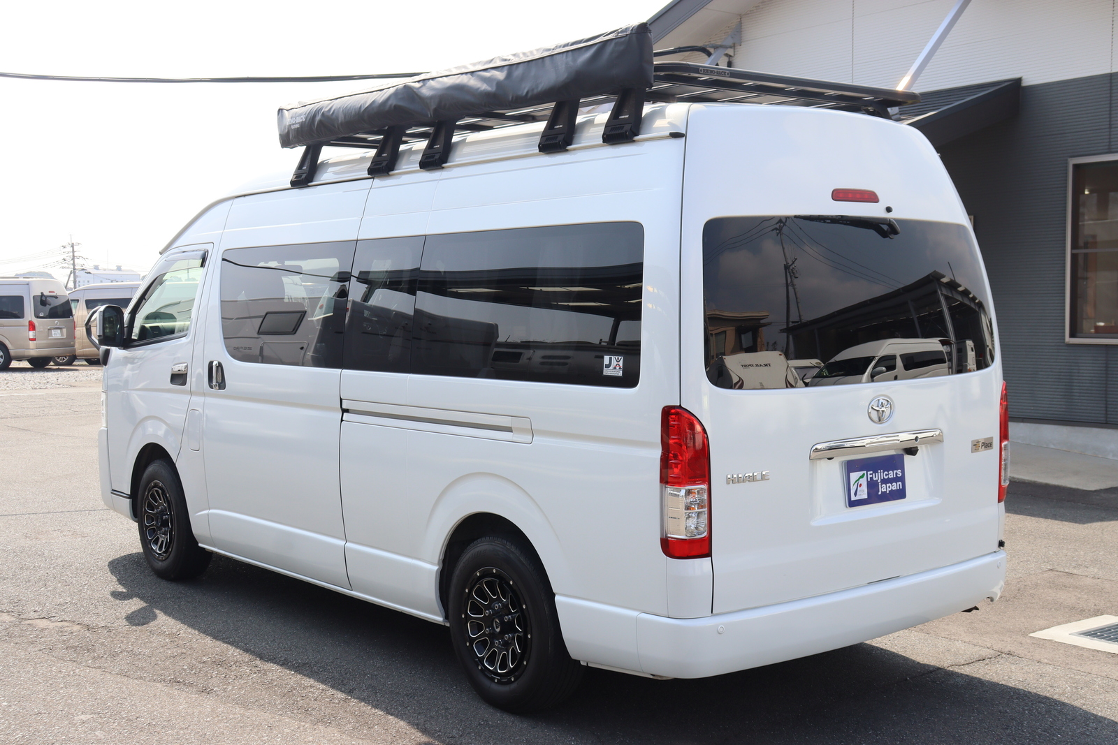 キャンピングカーバンコン