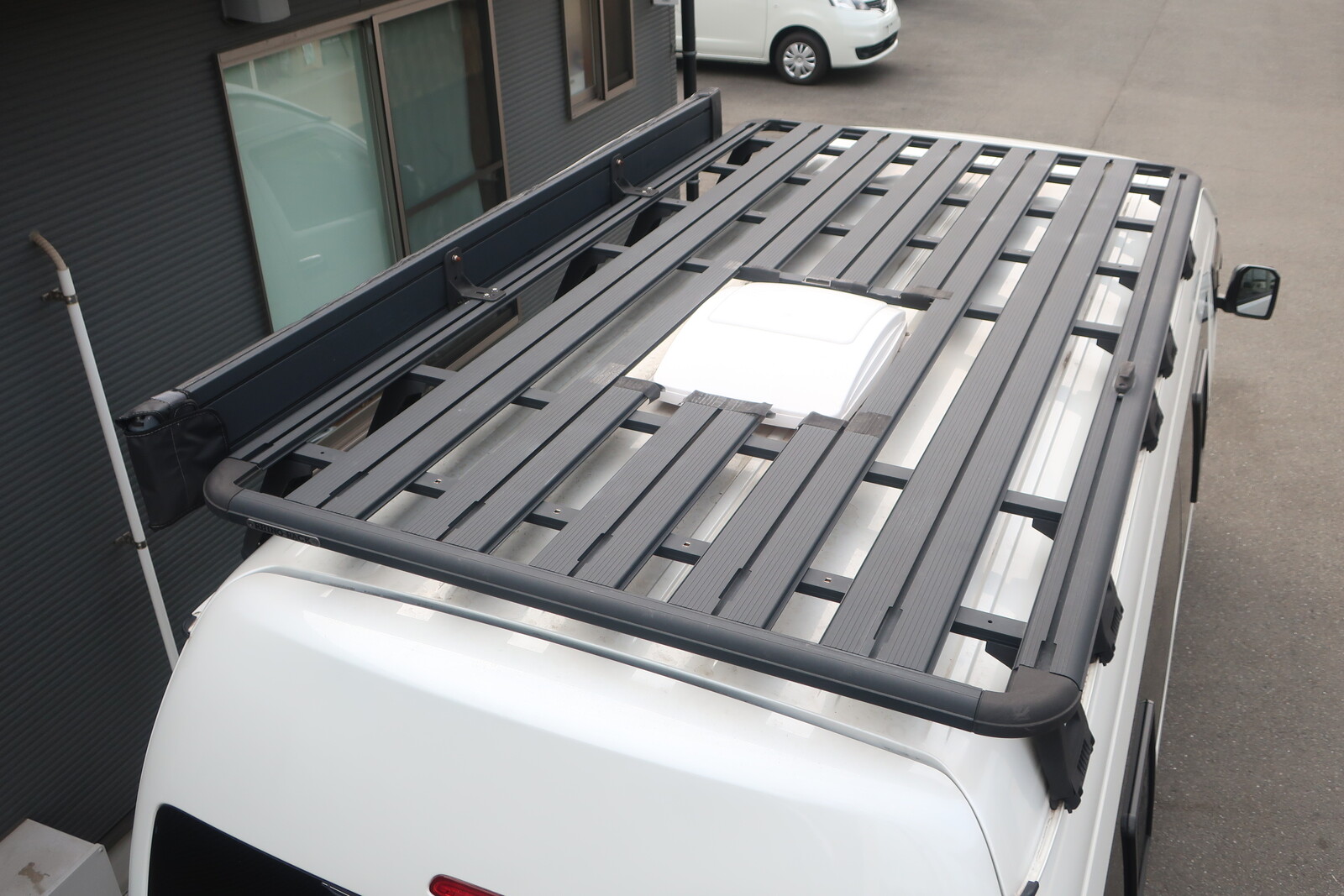 キャンピングカーバンコン