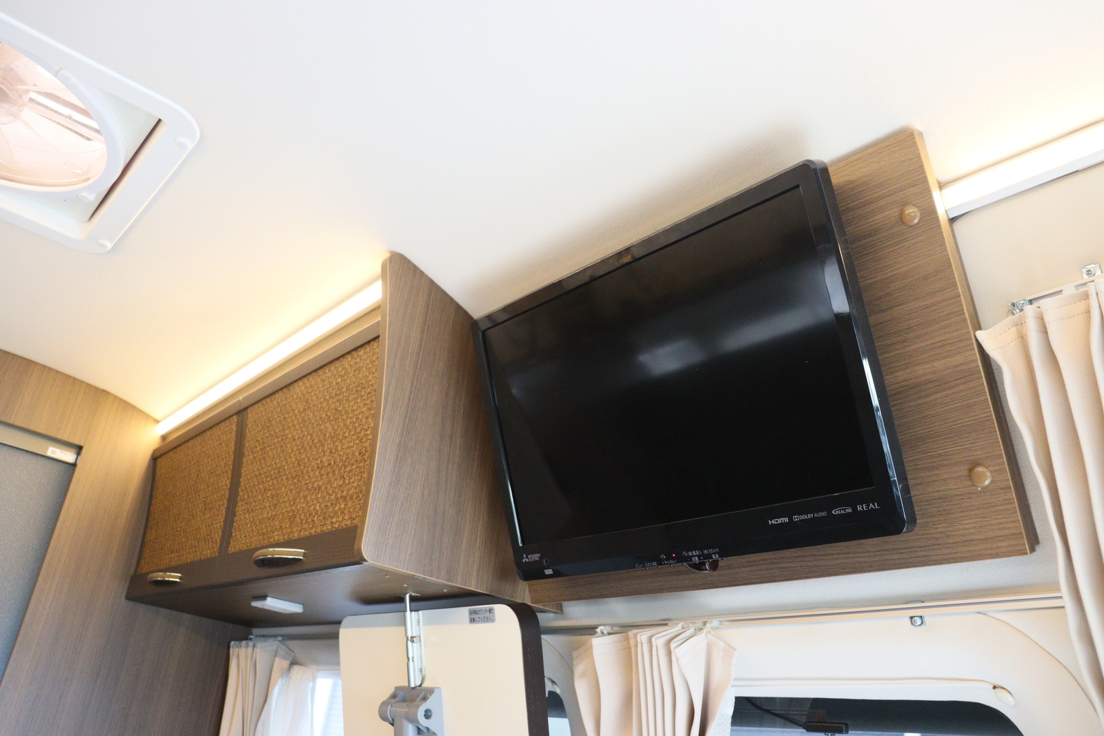 キャンピングカーバンコン