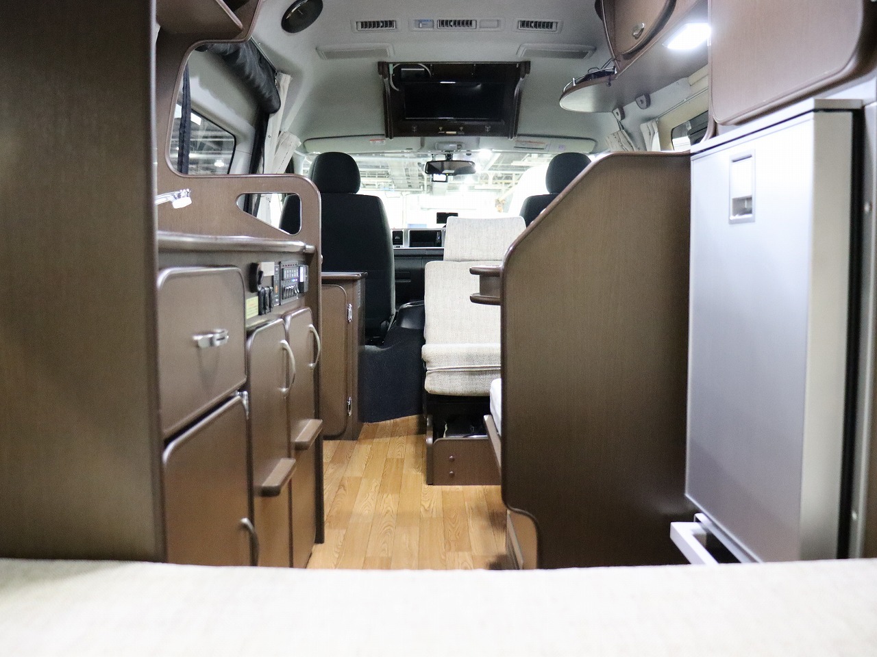 キャンピングカーバンコン